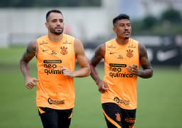Renato Augusto e Paulinho - Corinthians