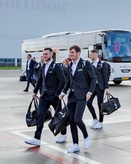 Seleção da Holanda viaja ao Qatar