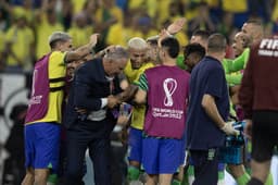 Brasil x Coreia - Tite dança do pombo - oitavas de final - Copa do Catar -