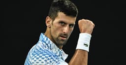 Novak Djokovic atropelou De Minaur