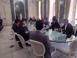 Dirigentes dos clubes cariocas com o governador