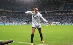 Carlos-Alberto-Vitor-Silva-Botafogo-aspect-ratio-512-320