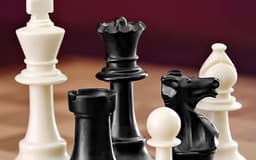 ChessSet-aspect-ratio-512-320