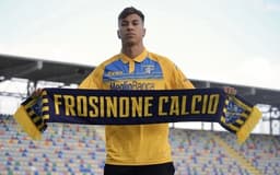 clube-da-italia-anuncia-a-chegada-do-atacante-kaio-jorge-Futebol-Latino-aspect-ratio-512-320
