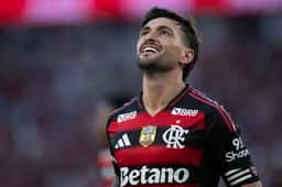 Miniatura da imagem: Arrascaeta Flamengo Grêmio