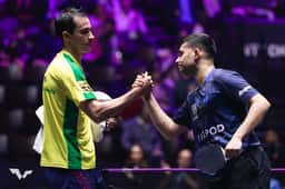 Miniatura da imagem: Hugo Calderano é eliminado por Kanak Jha no WTT Champions de Montpellier (Foto: Divulgação / WTT)