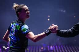 Miniatura da imagem: Bruna Takashi vence Eunhye Lee na primeira rodada do WTT Champions de Montpellier (Foto: Divulgação / WTT)