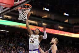 Miniatura da imagem: Lakers x Kings na temporada 25/26 (Foto: EZRA SHAW / Getty Images via AFP)