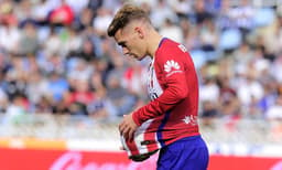 Griezmann fez o primeiro gol do Atlético de Madrid (Foto: Ander Gillenea / AFP)