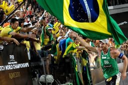 Torcida do Volei de praia (Foto: Andrea Staccioli/EFE)