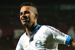 Luan, do Grêmio, tem 22 anos