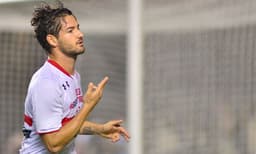 Pato vem fazendo ótima temporada (Foto: Maurício Rummens/Fotoarena/LANCE!Press)