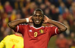 Miniatura da imagem: Benteke é um dos principais nomes da seleção da Bélgica (AFP PHOTO/Emmanuel Dunand)