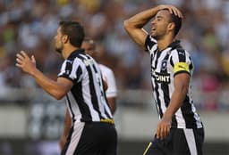 A derrota do Botafogo para o Santa Cruz em imagens (foto:Cleber Mendes/LANCE!Press)