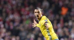 Ibrahimovic foi decisivo na repescagem contra a Dinamarca (FOTO: Jonathan Nackstrand / AFP)