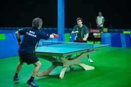 Brasileiros em ação no primeiro dia do evento-teste de tênis de mesa (Foto: Rio2016/Alex Ferro)