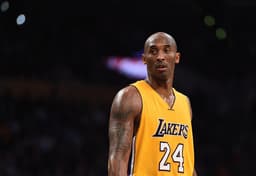 Após 20 temporadas, Kobe Bryant encerra carreira vitoriosa na NBA (Foto: AFP)