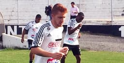 Ferrugem durante primeiro treino da Ponte Preta em 2016 (Foto: PontePress/RodrigoCeregatti)