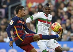 Neymar - Barcelona x Granada (Foto: Lluis Gene / AFP)