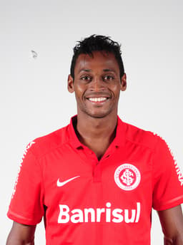 Marquinhos vestirá a camisa do Internacional em 2016