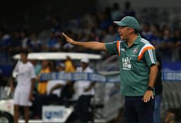 Técnico Eduardo Baptista exaltou postura do Flu no Mineirão (Foto: Nelson Perez / Fluminense F. C.)