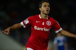 Nilmar (Foto:Alexandre Lops/Internacional)