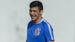 Balbuena durante treino do Corinthians (Foto: Daniel Augusto Jr)