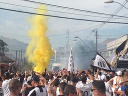 Torcida santos na Vila Belmiro