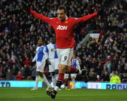 Dimitar Berbatov foi campeão inglês em 2009 e 2011 com o Manchester United