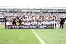 Santos posado antes da final de 2016 contra o Audax