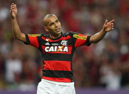 GALERIA: Relembre momentos de Emerson com a camisa do Flamengo