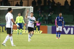 Coritiba x Cruzeiro (Foto: Geraldo Bubniak/AGB/Lancepress!)