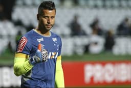 Fábio, goleiro do Cruzeiro (Foto: Geraldo Bubniak/Light Press)