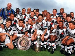 Vasco foi campeão da Libertadores em 1998 contando com a força da Colina. Confira imagens da conquista e do estádio
