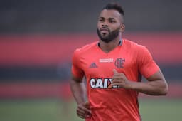 Flamengo - Fernandinho (foto:Pedro Martins/AGIF)