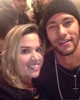 Neymar curte noite em São Paulo