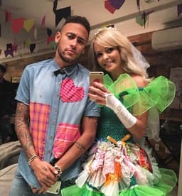 Neymar e Jhenny Andrade em Festa Junina