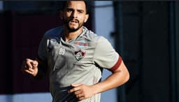 Henrique treina com a camisa do Fluminense (Foto: Mailson Santana/Fluminense F.C.)