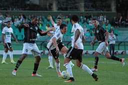 Coritiba e Botafogo não saem do zero no Couto Pereira <br>