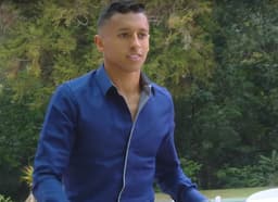 Marquinhos na chegada à Teresópolis, nesta manhã (Foto: Reprodução/CBF TV)