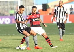 Dedo do técnico - 3 a 3 com o Flamengo - Na estreia da Arena, Comandante acerta nas substituições no segundo tempo e Botafogo busca empate improvável no clássico. 16 de julho de 2016