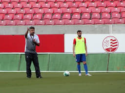 Gallo, treino do Náutico