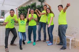 Jovens atletas do Projeto Vivência Olímpica Rio-2016