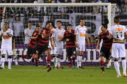 Santos 4x5 Flamengo - Brasileirão de 2011 - 27/7/2011