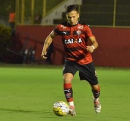 ​Euller durante jogo do Vitória na Série A do Brasileiro (Foto: Divulgação / EC Vitória)