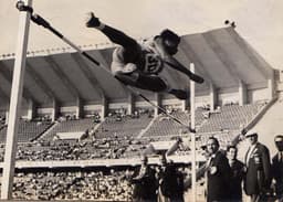 Aída, única mulher na delegação nos Jogos de Tóquio, 1964&nbsp;