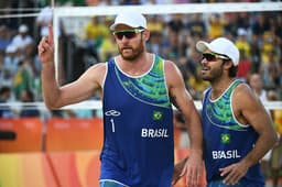 Alison e Bruno superam dupla dos Estados Unidos e avançam às semifinais