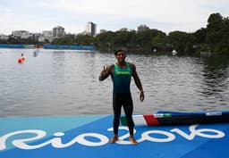 Isaquias Queiroz conquista a medalha de prata - Veja fotos!