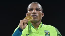 Robson Conceição fez história ao conquistar o primeiro ouro para o boxe brasileiro