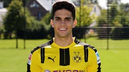 Imagens de Bartra no Borussia Dortmund